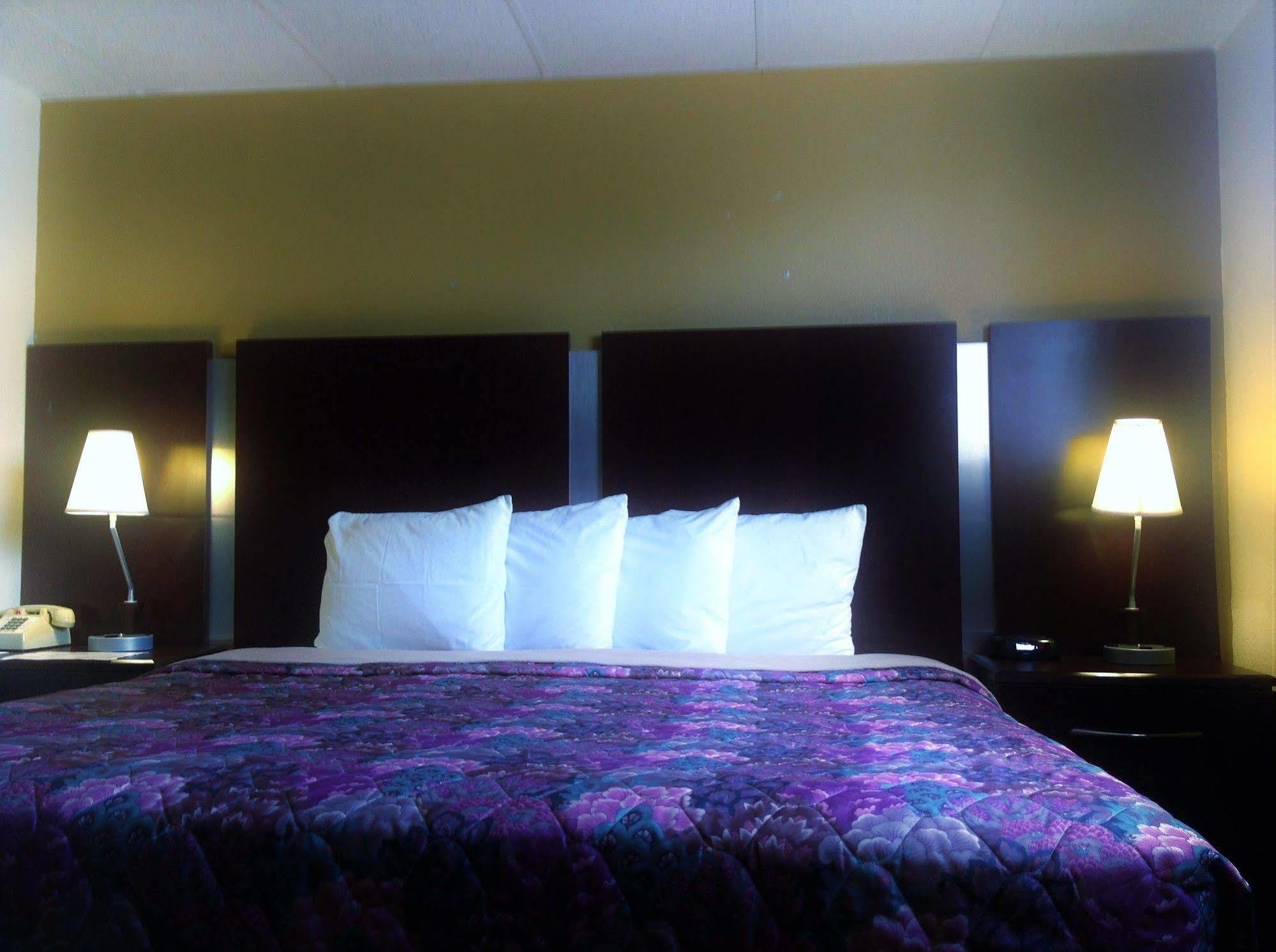Knights Inn Longview Extérieur photo